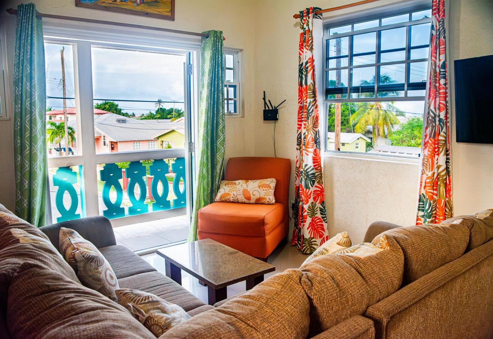 Cozy Modern Upstairs 2 Bed A/C Apt Near 2 Everything Saint Phillip Exterior foto